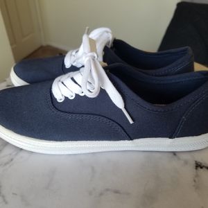 Women Mossimo Blue Sneakers